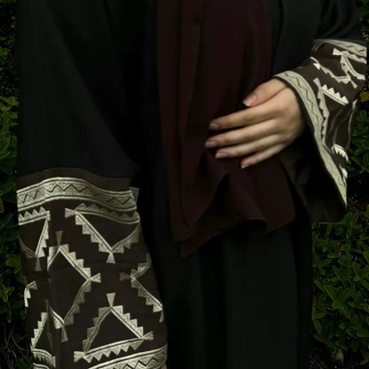 Abaya Neşe